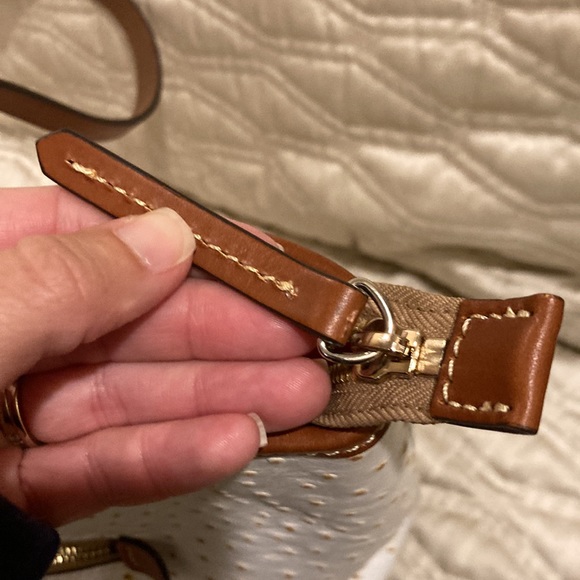 Dooney & Bourke white ostrich tote- like new! - Picture 11 of 13